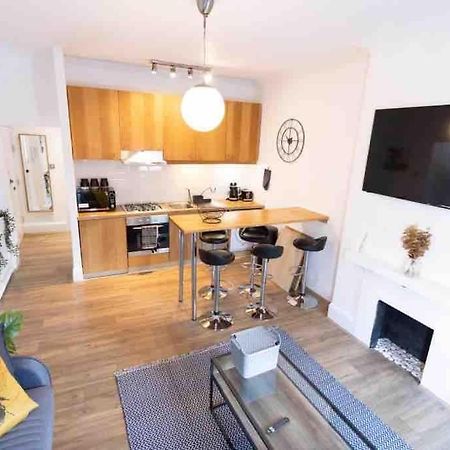 Lovely 2 Bedroom Apartment In Chelsea Sw3 London Eksteriør bilde